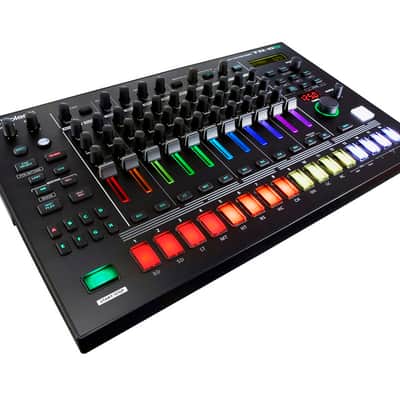 Roland TR-8S Drum Machine + Groovebox image 3