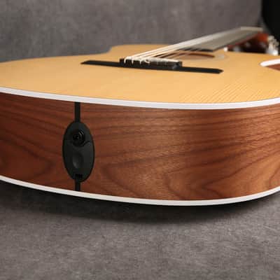 Taylor 214ce-N Grand Auditorium Electro Classical - Natural - 2nd Hand image 12