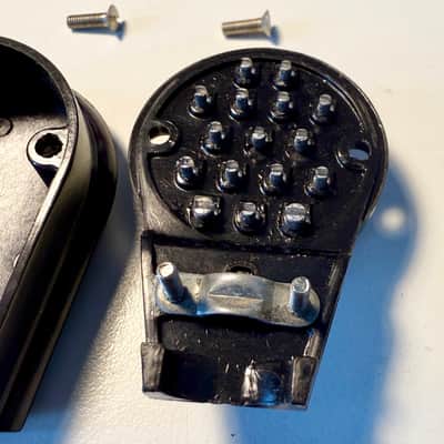 Farfisa Compact Bass Pedal connector - Hirschmann MES160 16-pole image 2