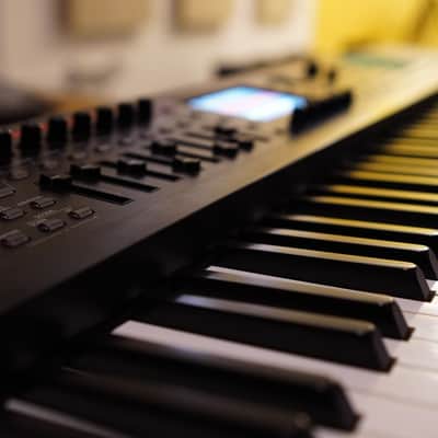 Roland FANTOM-08 88-Key Workstation Keyboard 2022 - Present - Black image 2
