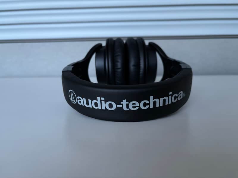 Audio-Technica ATH M40x 2010s - Black image 1
