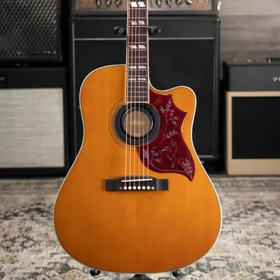 Epiphone Hummingbird Standard EC Acoustic/Electric Guitar - Natural with Gig Bag image 3