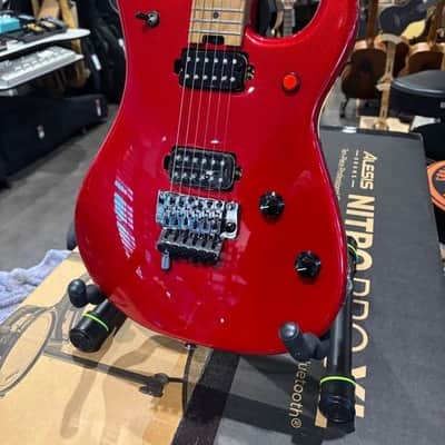 EVH 5150 Deluxe Baked Maple 2026 - Present - Candy Apple Red Metallic image 2