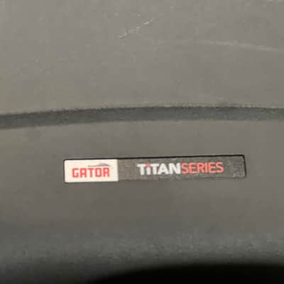 Line 6 Stadium XL w/ Gator Titan FlightCase! Free Shipping! image 11