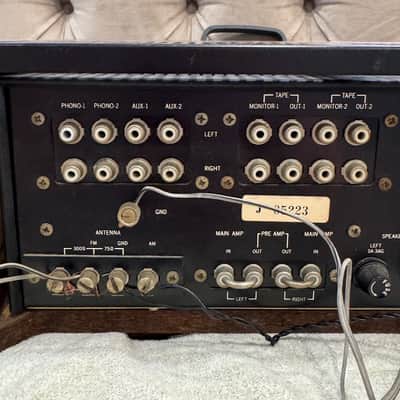 Vintage Harman Kardon 930 Twin Powered Stereo Receiver 1972-1976 - wood/silver image 8