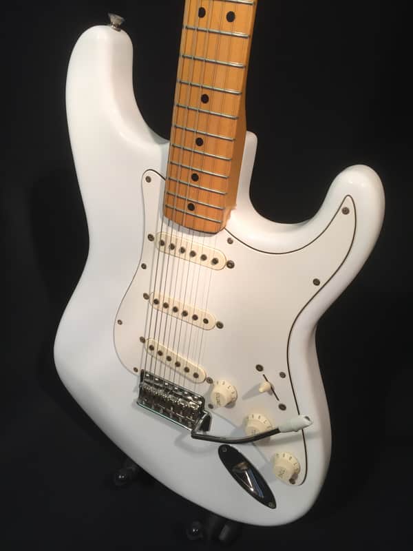 Fender 67 Reissue Stratocaster STB-67 1995 White - Rare model image 1