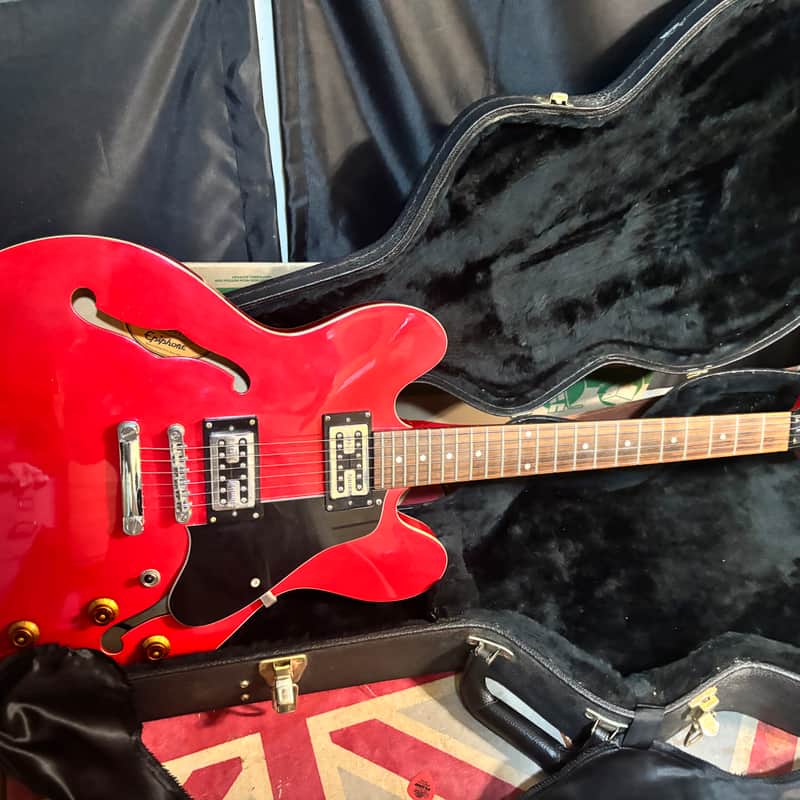 2008 – 2018 Epiphone Dot Deluxe with Rosewood Fretboard Wine Red