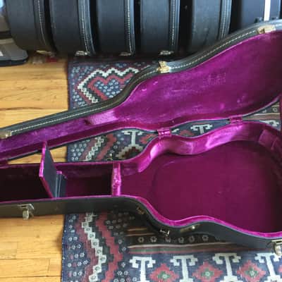 Violet-Lined 1960s Guild/Ess & Ess Guitar Case image 7