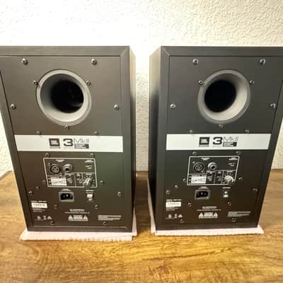JBL 3 Series 306P MKII 6.5" Studio Monitors (PAIR) - 2020s - Black image 6