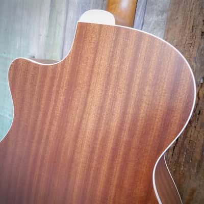Guild Westerly Collection OM-240CE - Natural image 18