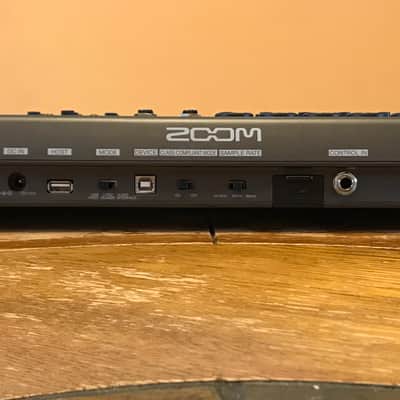 Used Zoom LiveTrak L-12 Digital Mixer/Recorder image 2
