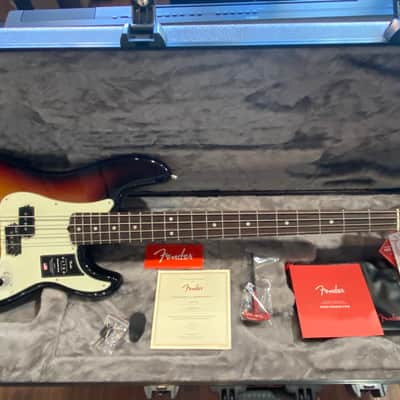 Fender American Ultra Precision P Bass RW Ultraburst #US22041454  8lbs 134.6 oz. USA image 1