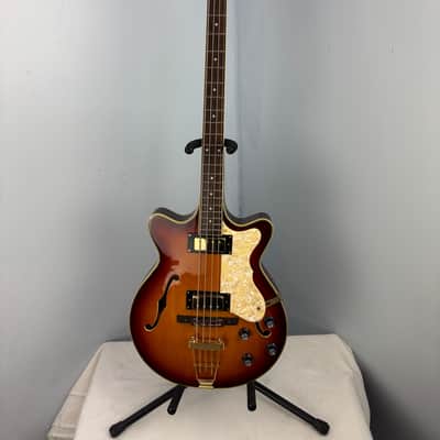 Jay Turser Hollow Body Electric Bass Guitar w/ Hardshell Case – Tobacco Sunburst image 1