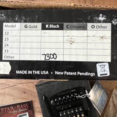 N.O.S Original 80’s Kahler 7300 Tremolo Bridge System + String Lock image 7