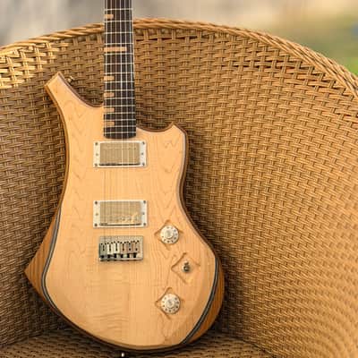 Gravity Arabella 2026 - Nitro Flamed maple layered image 1