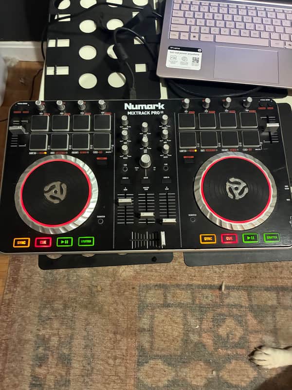 Numark Mixtrack Pro 2 2010s - Black image 1