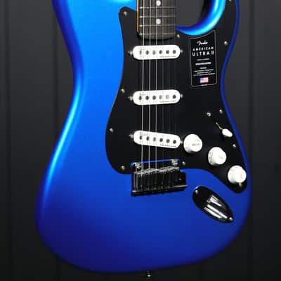 Fender American Ultra II Stratocaster® image 2