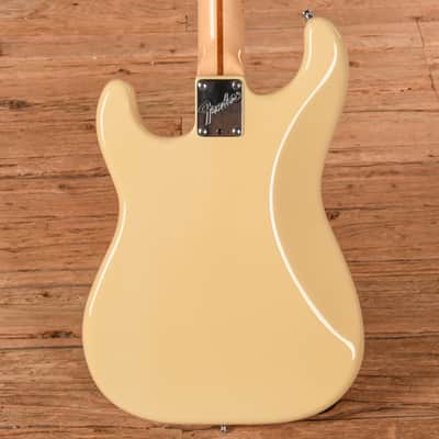 Fender Standard Stratocaster (2-Knob) Ivory White 1984 image 3