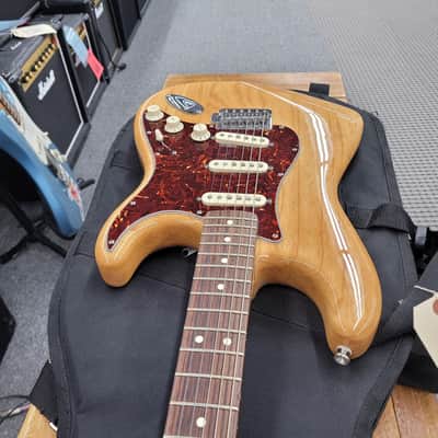Fender FSR Standard Stratocaster With Bag 2007 Natural image 11