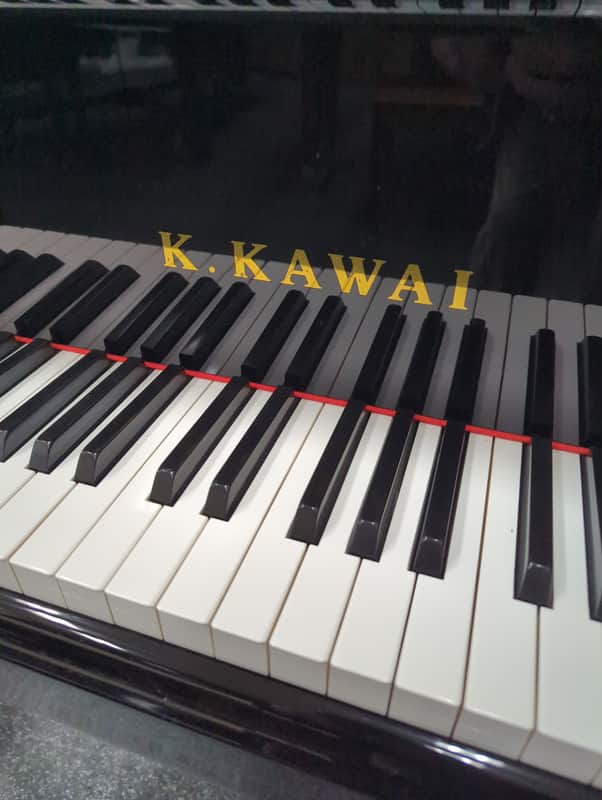 Kawai baby grand piano SN F131669 GL-10 - Polish Ebony image 1