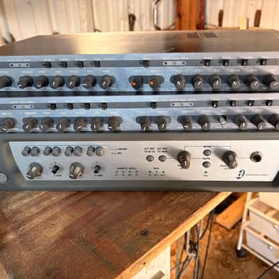 Digidesign Digi 002R Firewire Audio Interface 2000s - Grey image 1