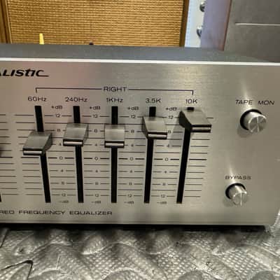 Realistic 31-1988 Stereo Frequency Equalizer Professionally serviced image 4