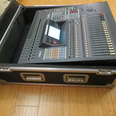 Yamaha O2R Studio Digital Mixing Console image 1