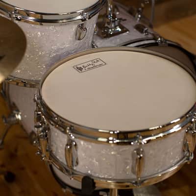 SLINGERLAND BUDDY RICH 5 PIECE SIGNATURE DRUM KIT No.2, NASHVILLE BUILT WITH FULL HARDWARE PACK AND SOLID SHELL SNARE DRUM, WHITE MARINE PEARL (PRE-LOVED) image 15