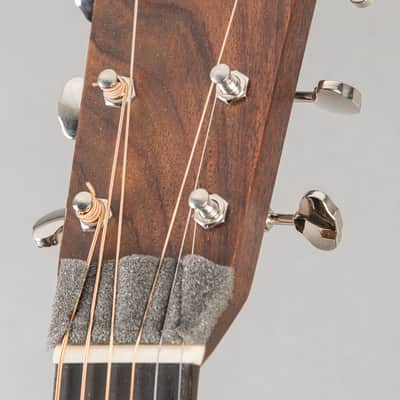Martin Custom Shop HD-28 2021, Natural image 6