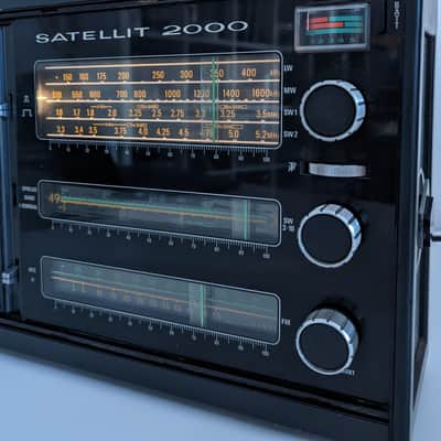 Grundig Satellit 2000 Transistor Radio (1973-75) - Serviced - 110V/220V & Battery Operated - World Receiver image 5