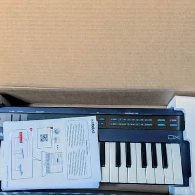 Yamaha Reface DX Mini Mobile Keyboard 2015 - Present - Black