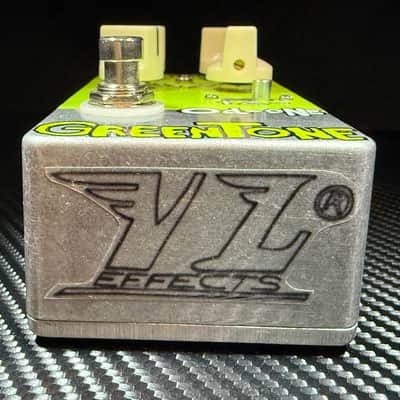 VL Effects Green Tone Bullitt Overdrive-Distortion - Tube Screamer/Dumble Style Overdrive-Booster image 8