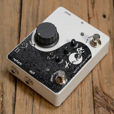 Xotic X-Blender True-Bypass Effects Loop Pedal MINT image 2