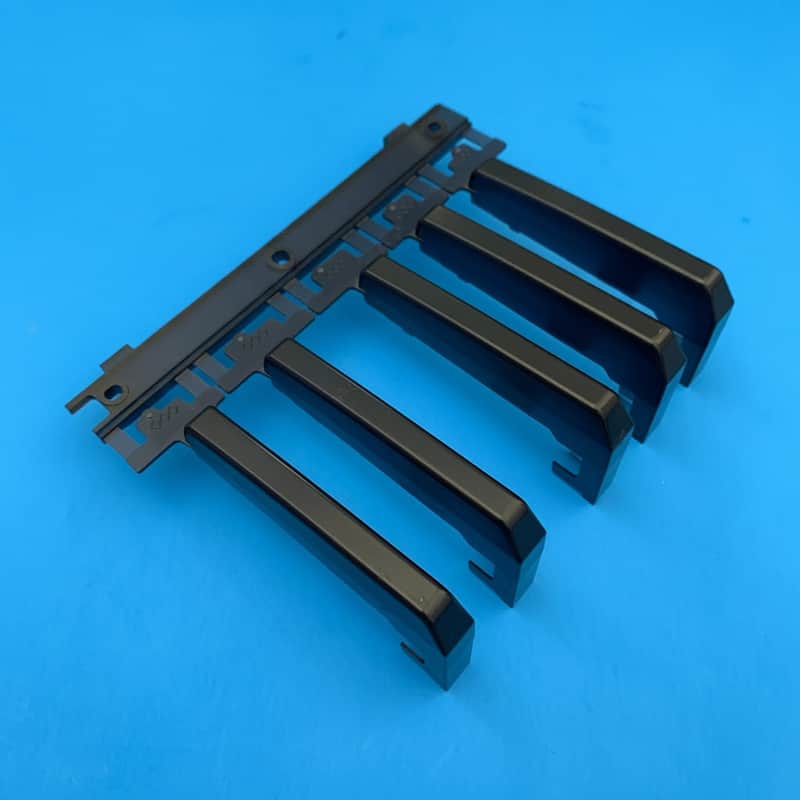 YAMAHA EZ-220 Keyboard Replacement Used Part: Black Keys [Sharp-Flat] 5-Key Set image 1