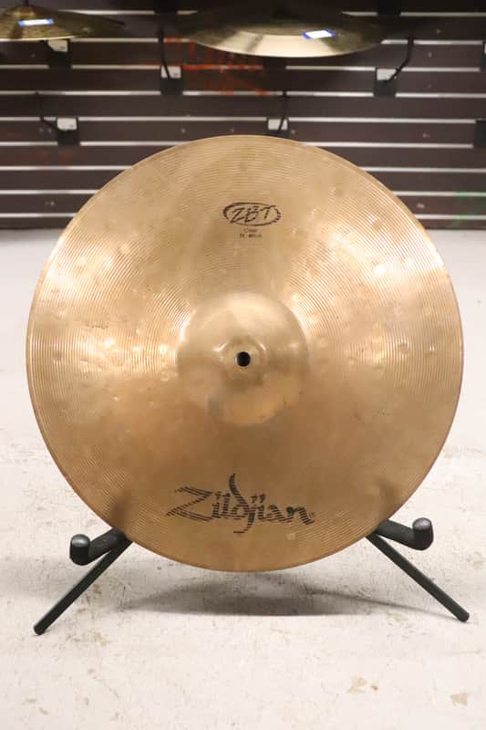 Zildjian 16" ZBT Crash Cymbal image 1