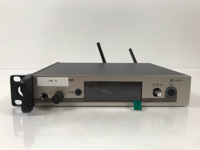 Sennheiser EW300 G3 EM300 True Diversity Wireless Receiver B: 626-668 MHz image 1
