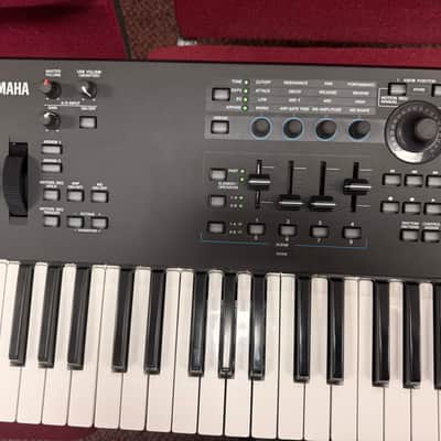Yamaha MODX7 Synthesizer 2018 - Present - Black image 2