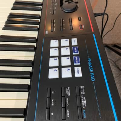 Roland Juno-DS88 Synthesizer image 4