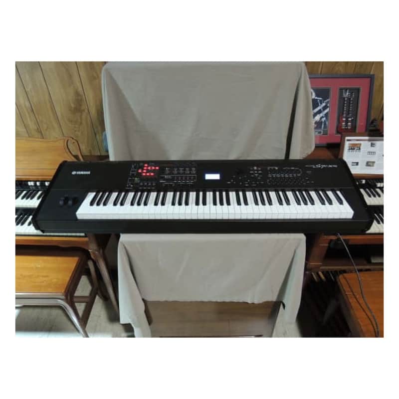 Yamaha S70XS 76 key Stage piano/Synth, Local Pickup only. [Three Wave Music] image 1