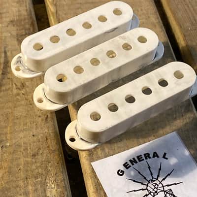General Vintage Tone Aged Stratocaster Pickup covers White 52mm classic vintage 2020 Aged white image 1