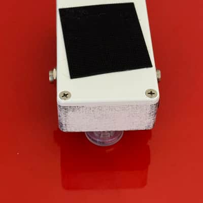 Mid-Fi Electronics Magick “I” White image 6