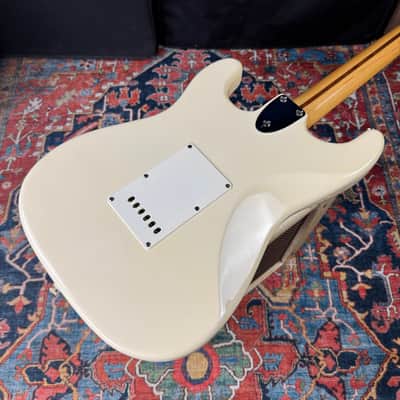 Fernandes Revival Series ‘76 Stratocaster RST50-W Olympic White Rosewood - 1980's image 5
