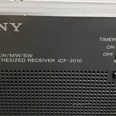 Vintage Sony ICF 2010 AM, FM, Shortwave & VHF aeronautical band Portable Radio image 2