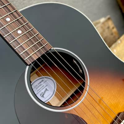 2025 Gibson J-45 Standard Vintage Sunburst Left Handed w/Case image 4