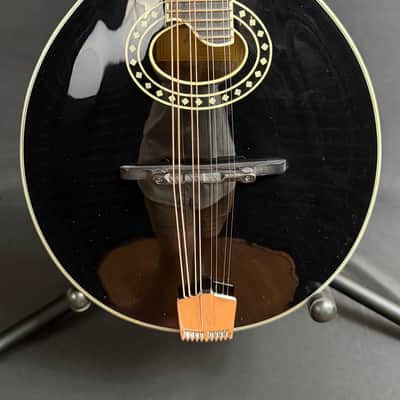 Eastman MD404-BK Oval-Hole A-Style Mandolin Gloss Black Top w/ Case image 2