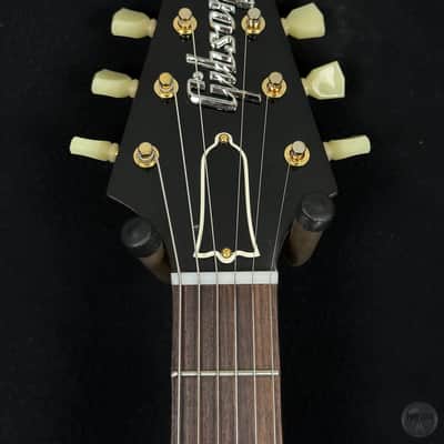 Gibson Korina '58 Flying V from 2022 in Natural with original case image 7