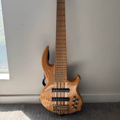 Conklin custom 7 string bass 1998 with Bartolini pickups and piezo bridge image 19