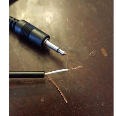 Generic LOT 4x 6 ft mono headphone patch cables 1/8 in phone aux 2.5mm jack plug 2.5 mm 2010s - black image 2