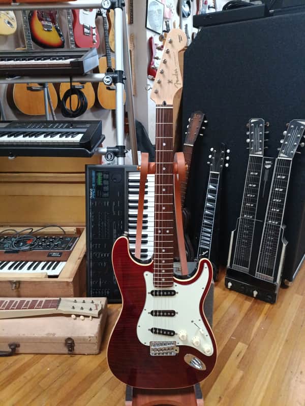 Fender Limited Edition Aerodyne Classic Stratocaster with Flame Maple Top 2019 - Crimson Red Transparent