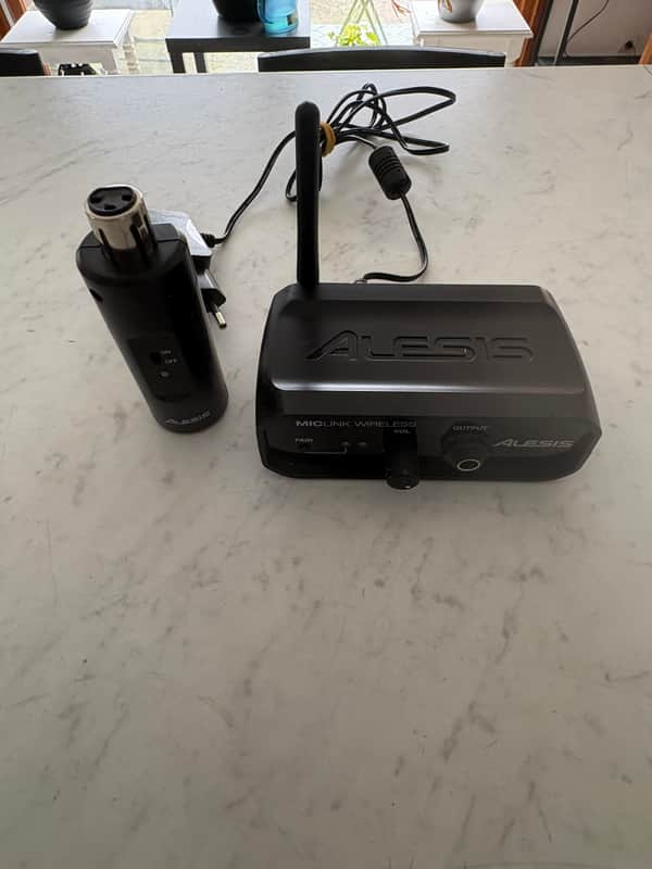 Alesis MicLink 2010s - Black image 1